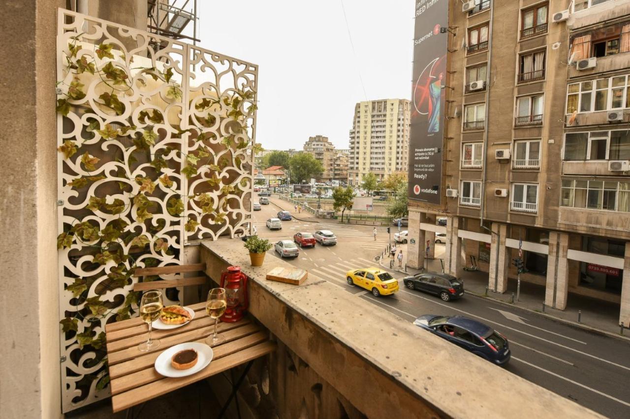Vintage Elegance, Modern Comfort: 1Br Apartment Overlooking Calea Victoriei Bucarest Esterno foto